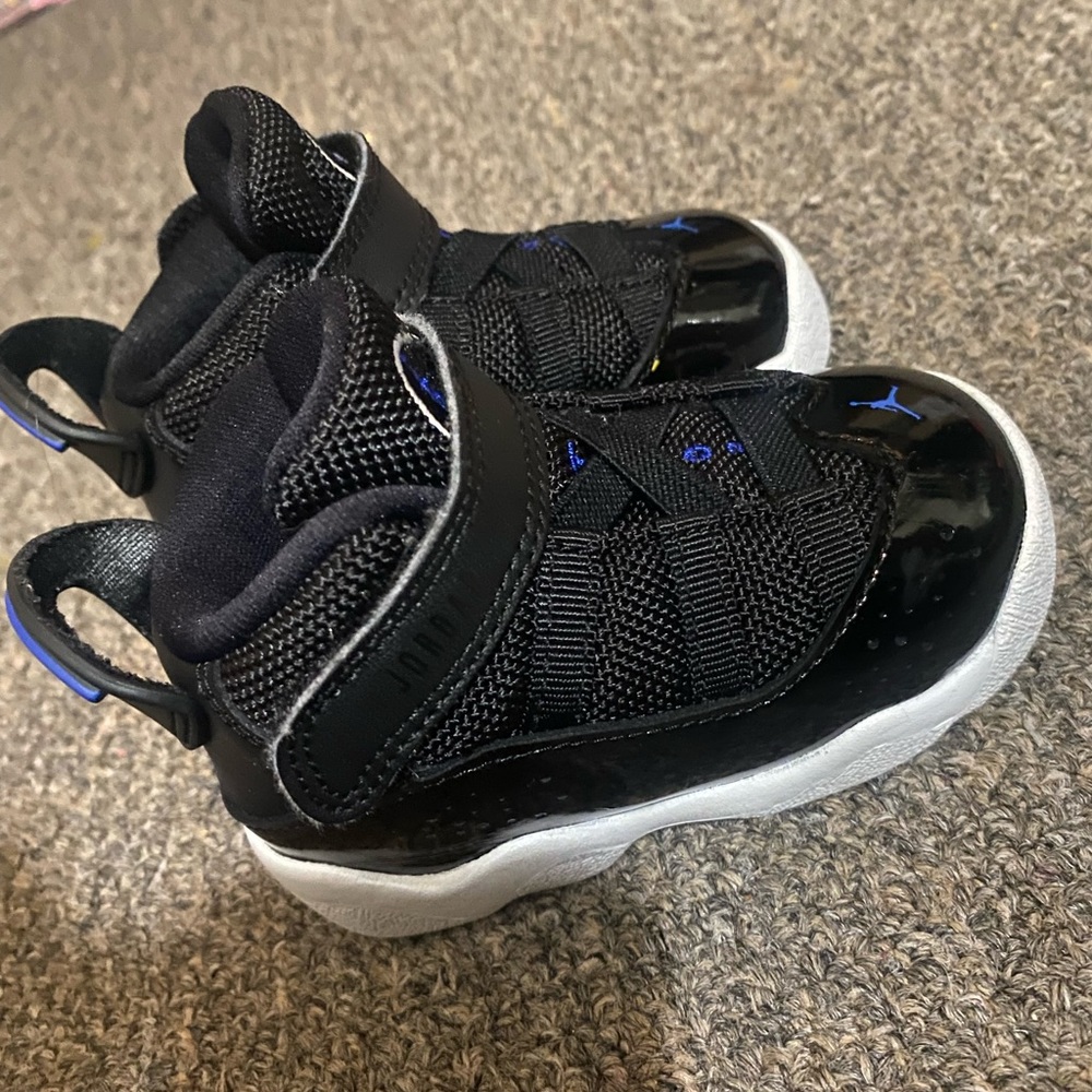 Air Jordan 6 Rings 4C
